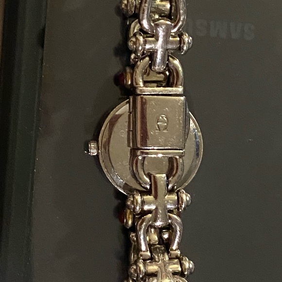 Etienne Aigner watch with ruby accent - Picture 2 of 5